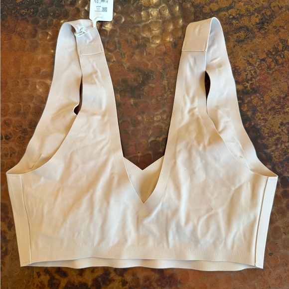 Aerie Seamless Cream Bralette - Picture 4 of 4